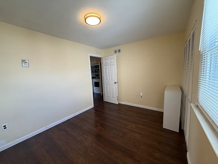 8413 Lyons Pl — Photo 11