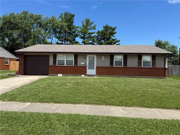 741 Homeway Dr, New Lebanon, OH 45345