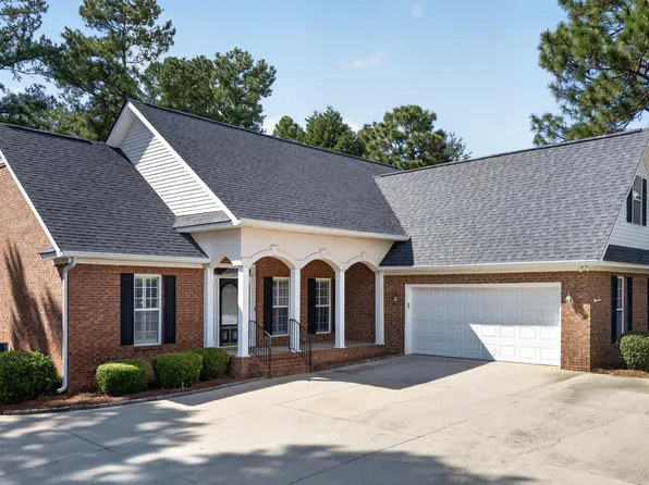 212 Red Oak Ln, Aiken, SC 29803