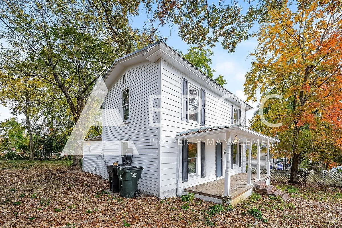 615 Kivett St — Photo 2