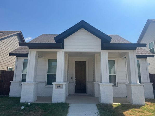 664 The Cottages Dr