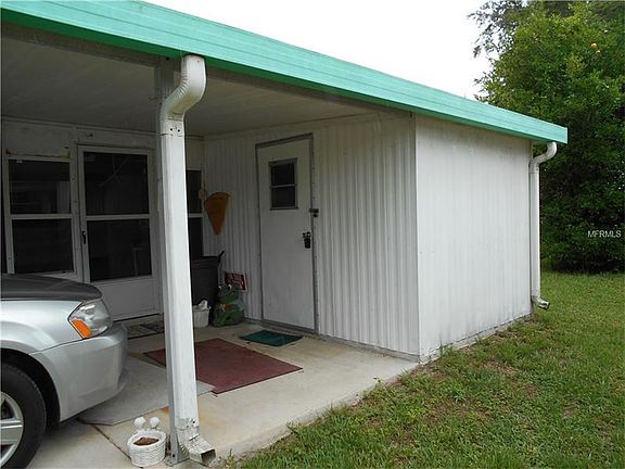 3rd image of 5561 Williamsburg Ln