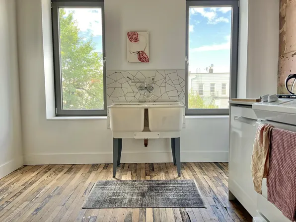 285a Kingsland Avenue image 4 of 12