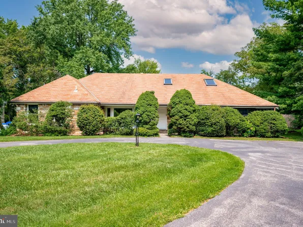 281 N Highland Ave, Merion Station, PA 19066