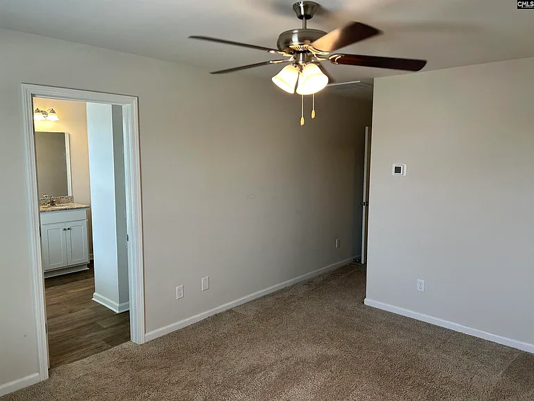 1071 Crescent Moon Loop — Photo 20