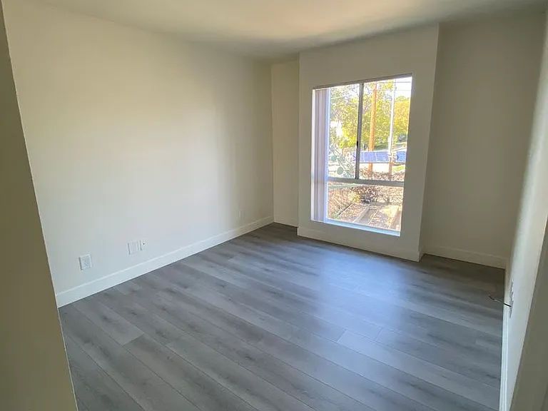 1250 N. June St. Los Angeles CA 90038 — Photo 51