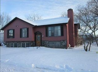 1301 Dillon Dr, Normal, IL 61761