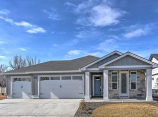 643 W Cedarburg Dr, Meridian, ID 83642
