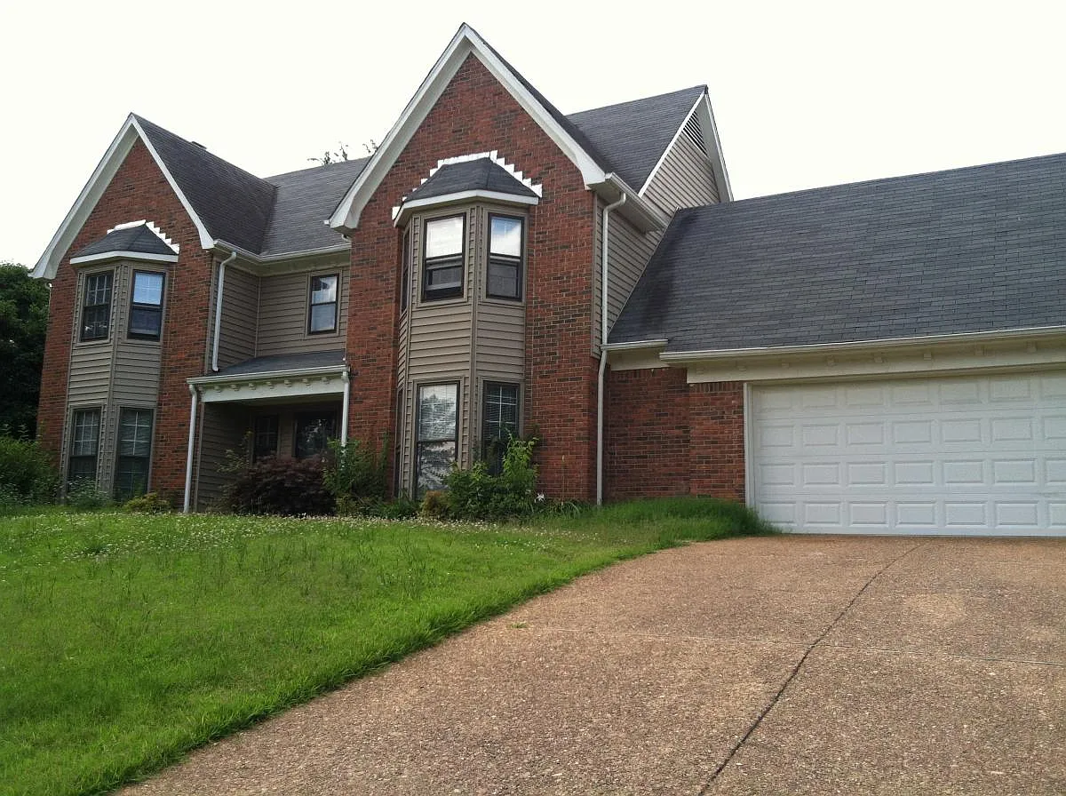 Building Photo - 2787 Lanthorn Dr