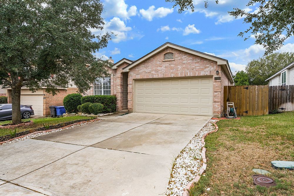 2915 Encino Robles, San Antonio, TX 78259 | Zillow