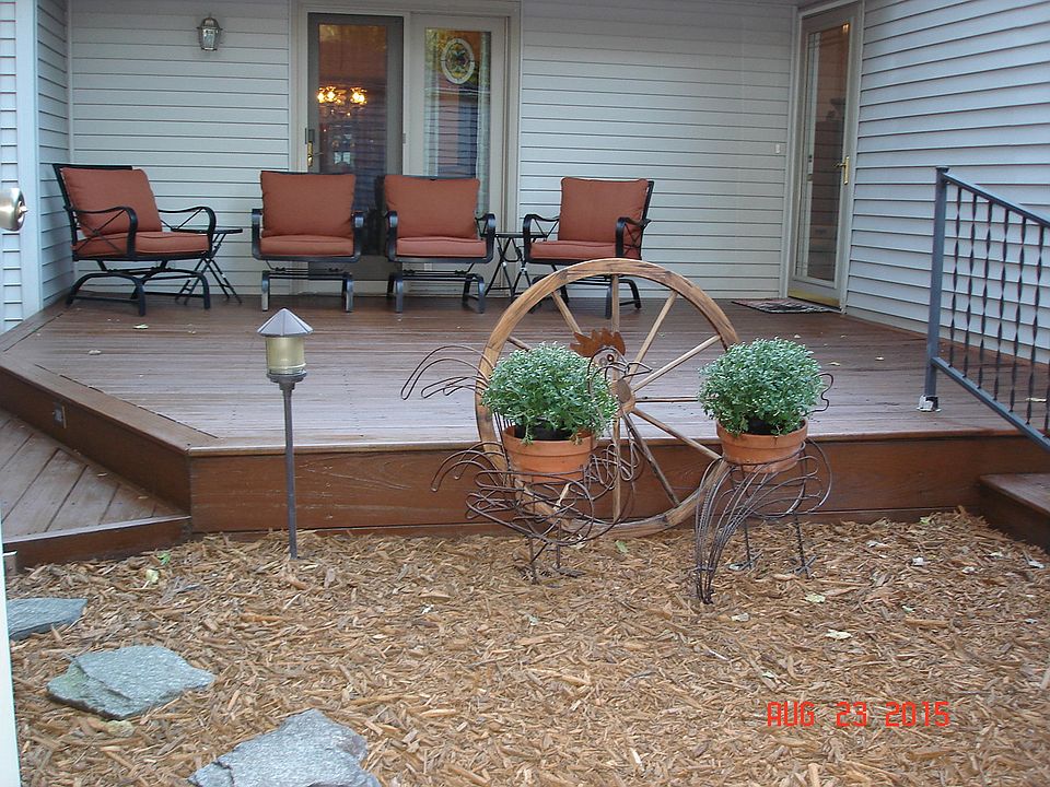 Entrance deck for Unit #79