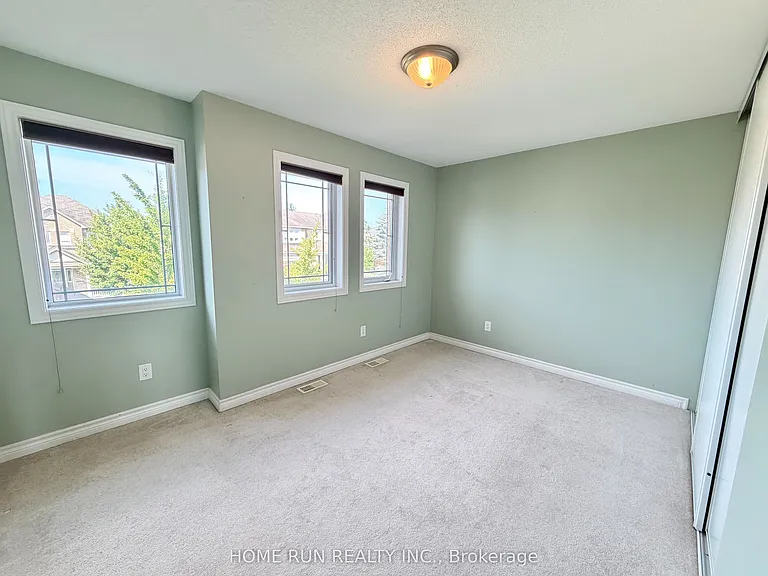 114 Glendore St — Photo 30