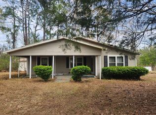 171 Crystal Lake Rd, Rebecca, GA 31783