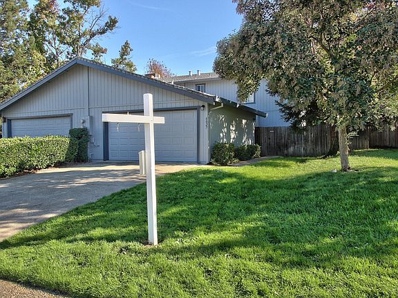 3rd image of 6027 Woodside Dr