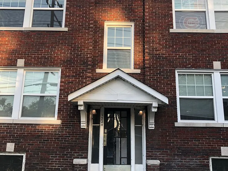 1224 Tamm Ave — Photo 2