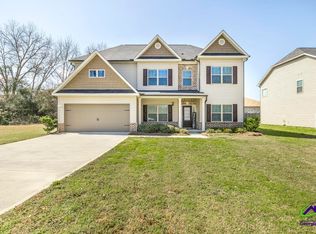 360 Walker Rd, Byron, GA 31008