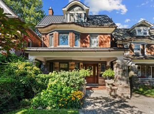 260 Indian Rd, Toronto, ON M6R2X2
