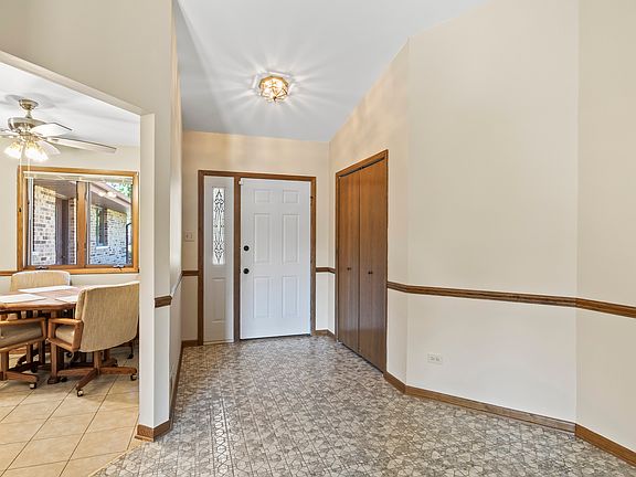 5th image of 16219 84th Ave