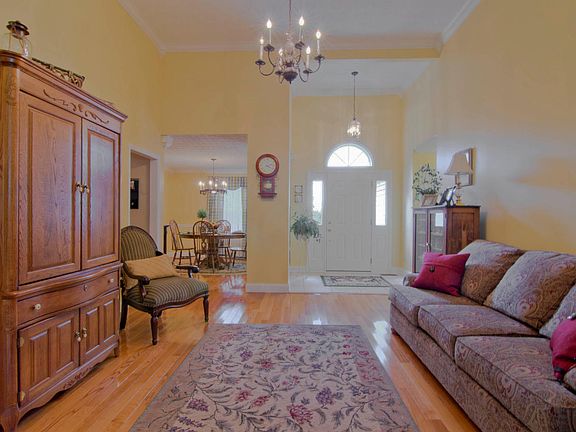 2nd image of 224 Hidden Brook Dr