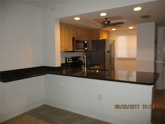 3rd image of 12538 SW Kingsway Cir APT 603