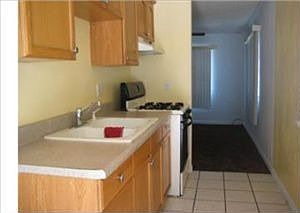 4th image of 161 E 4th St