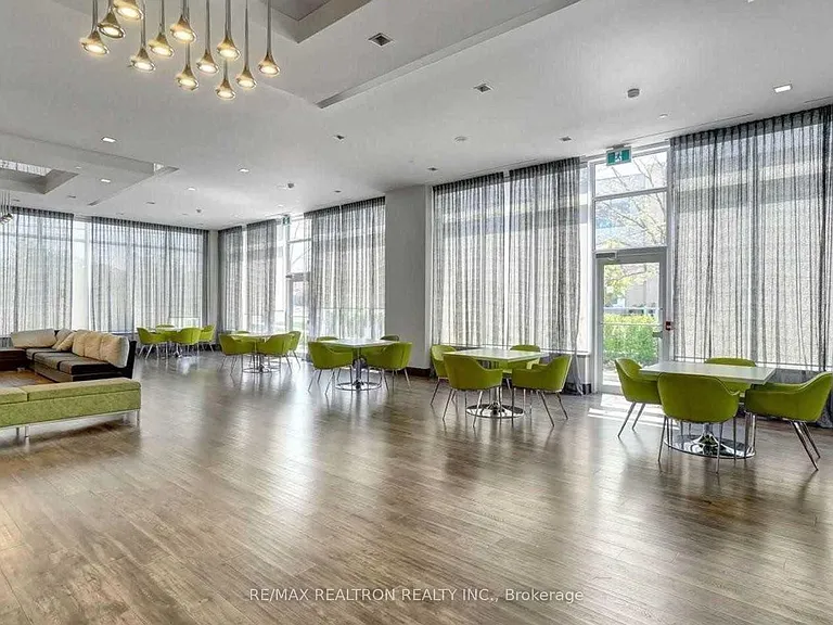 7890 Bathurst St #2505 — Photo 40