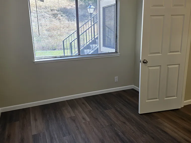 272 Galano Plz — Photo 21