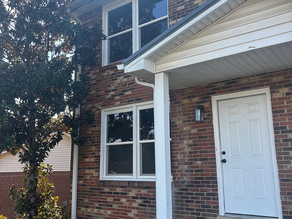 816 Golfview Pl #F
