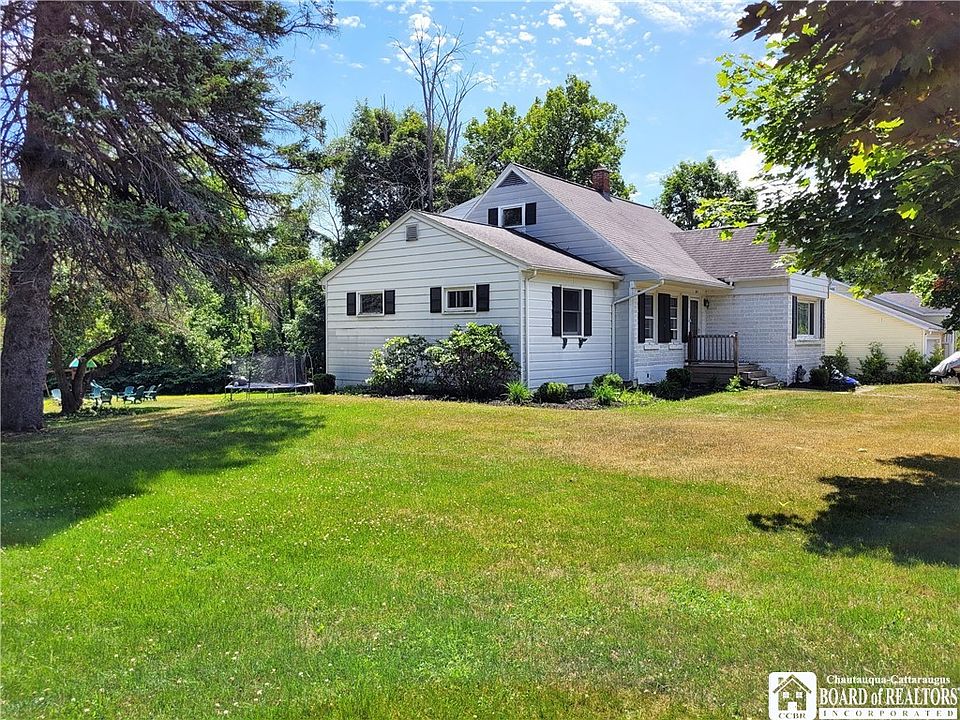 303 Shadyside Ave, Lakewood, NY 14750 MLS R1416804 Zillow
