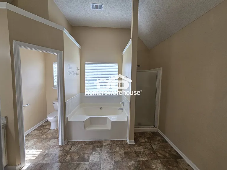1576 Rogers Crossing Dr — Photo 32
