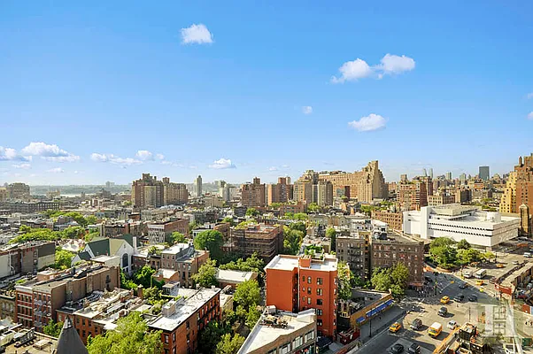 Rented by Halstead Real Estate | media 20