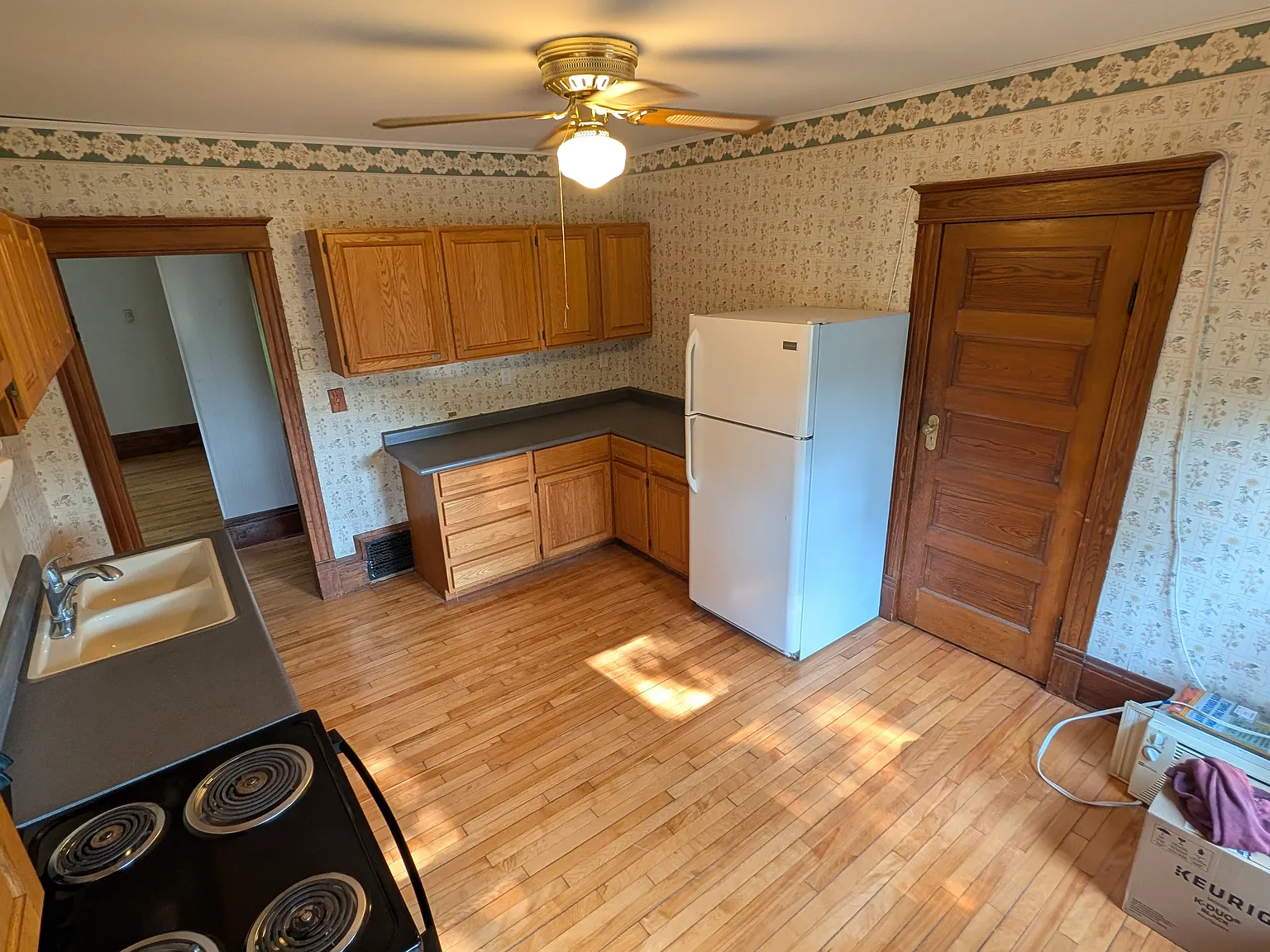 2 bed, 1500 sqft, $625 — Photo 4
