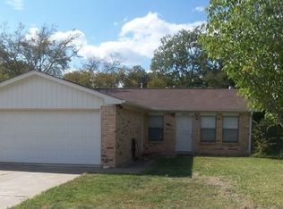 4133 Woodcrest Dr, Bryan, TX 77802