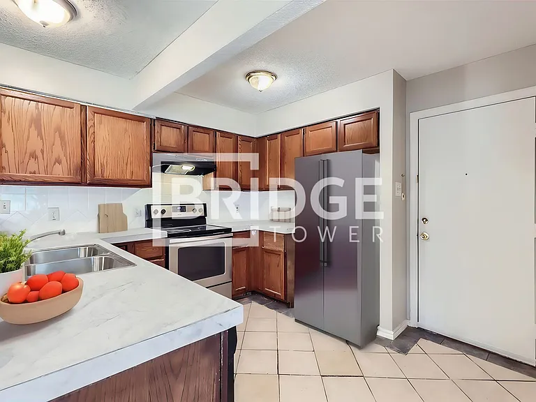 7404 Rutgers Cir #A — Photo 3