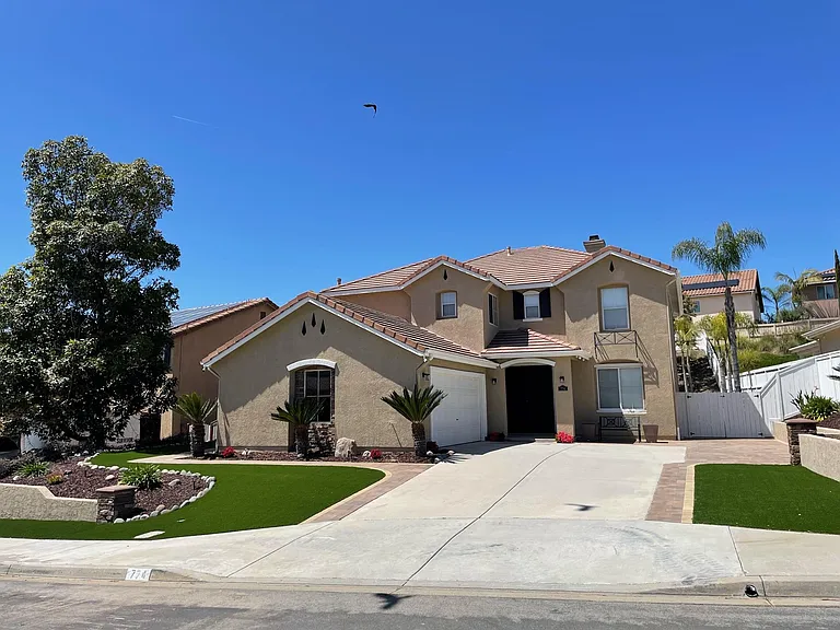 774 Camino Magnifico — Photo 2