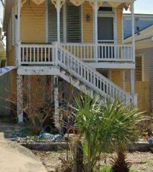 1st image of 613 Church St