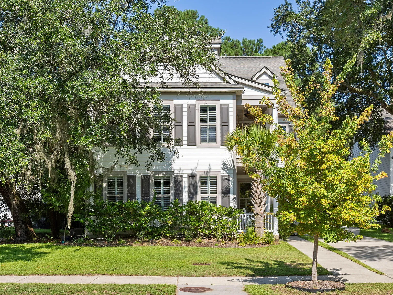 5 bed, 3.5 bath, 2874 sqft, $4,500 — Photo 1