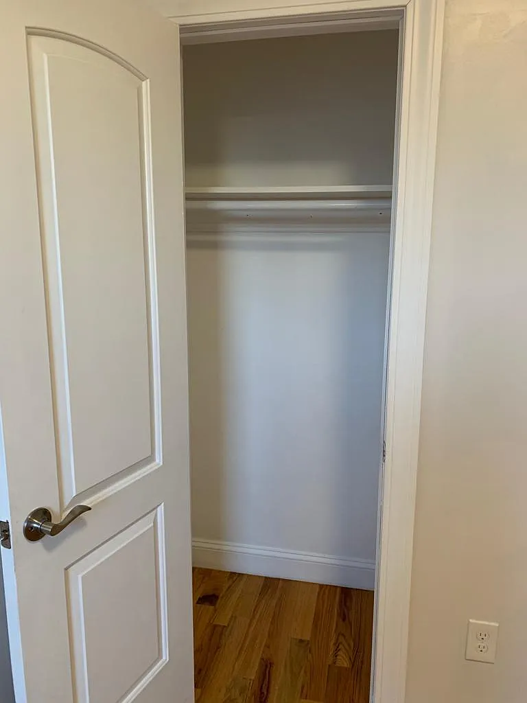 Building Photo - 53 Morris St #9B