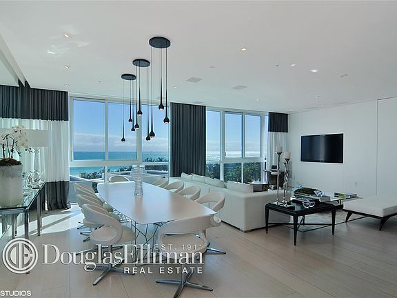 3rd image of 50 S Pointe Dr #801
