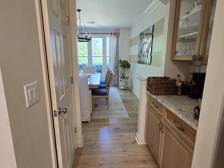 1210 Beacon Hill Xing — Photo 17