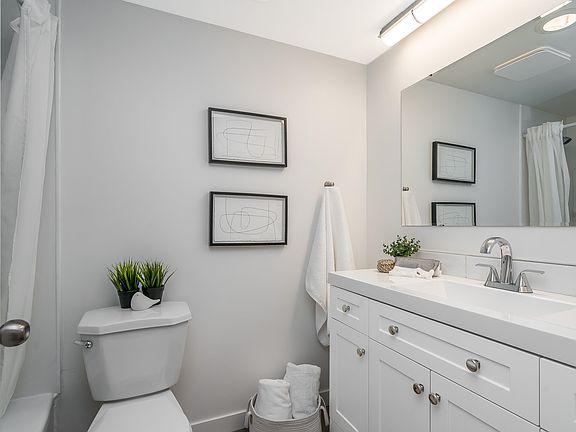 5th image of 15020 N Bluff Rd #110