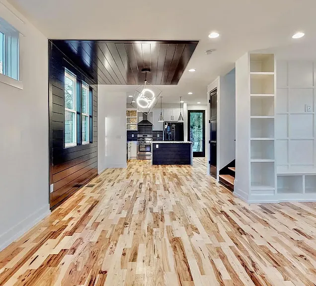 1103B Cecilia Ave — Photo 2