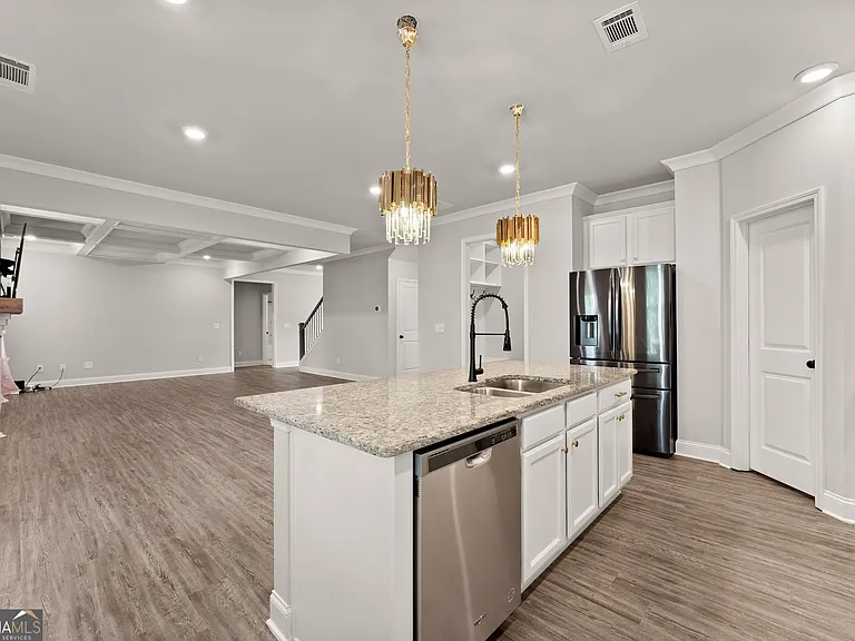 4656 Silver Oak Dr SW — Photo 16
