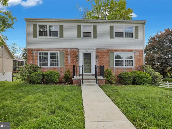 2701 Dalin Dr, Reading, PA 19609