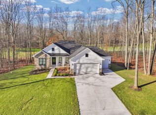 142 Questview Dr, Houghton Lake, MI 48629