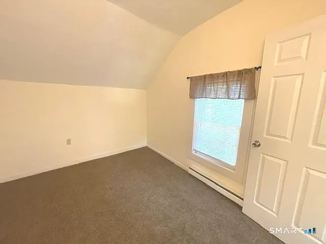33 Middle St — Photo 15