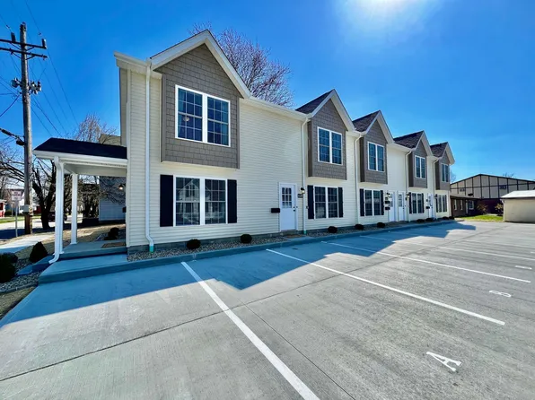 815 W Pearl St Unit C, Batesville, IN 47006