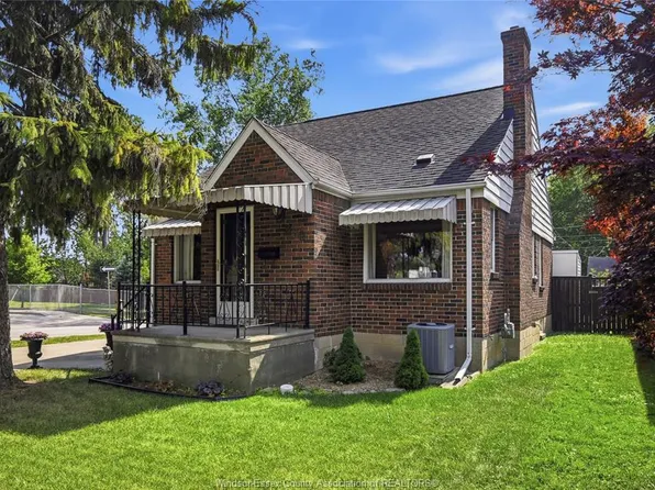 889 Patrice Dr, Windsor, ON N8S 2R7