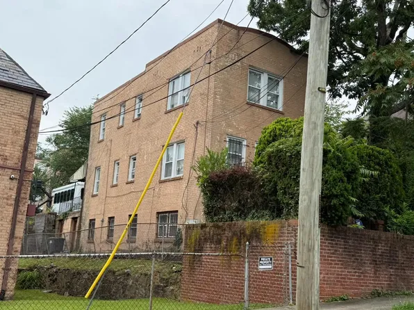 1622 28th Pl SE, Washington, DC 20020