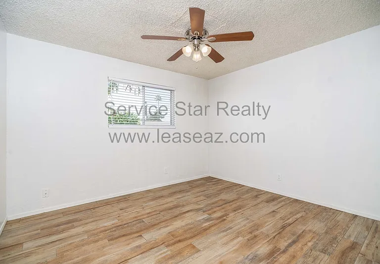 1705 N Camellia St — Photo 8